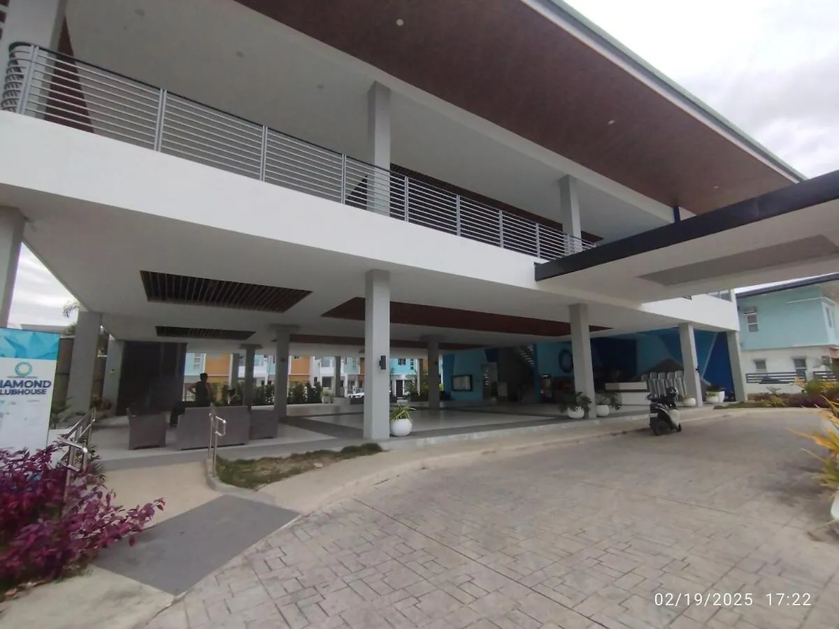 Ferienhaus 3Br 2-Storey Home Near Airport Davao Stadt